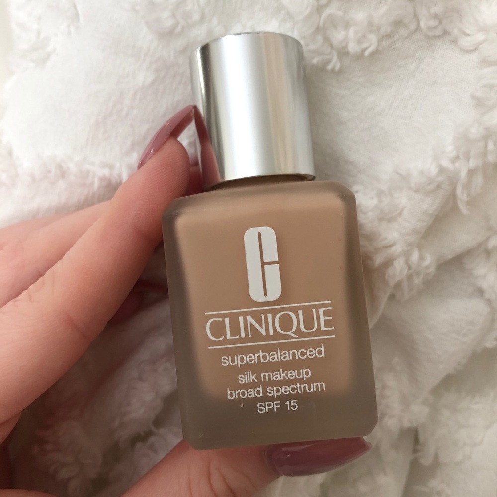 Clinique Superbalanced Foundation